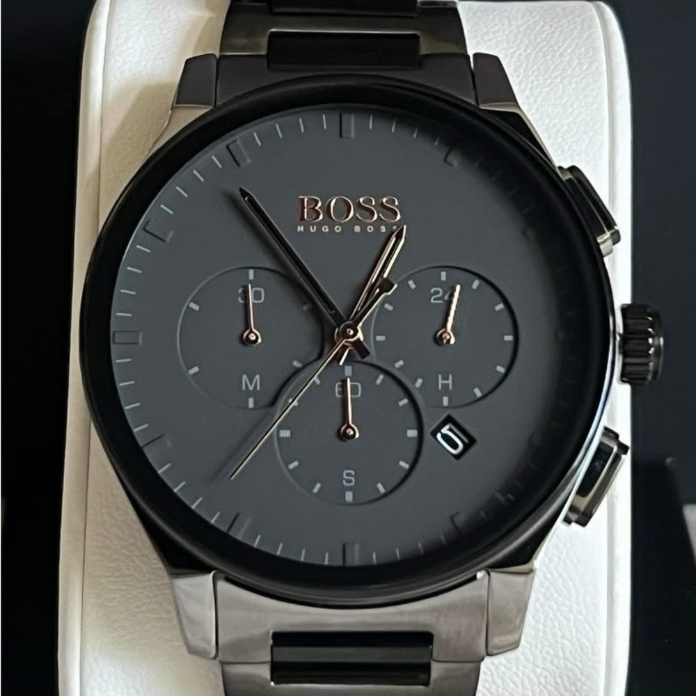 HB1513814 - Hugo Boss Men’s Peak Chronograph Watch